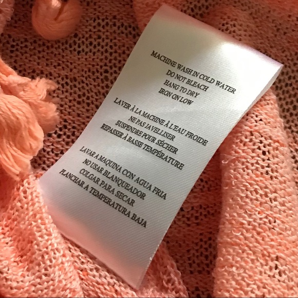 Poncho style top - Picture 6 of 6